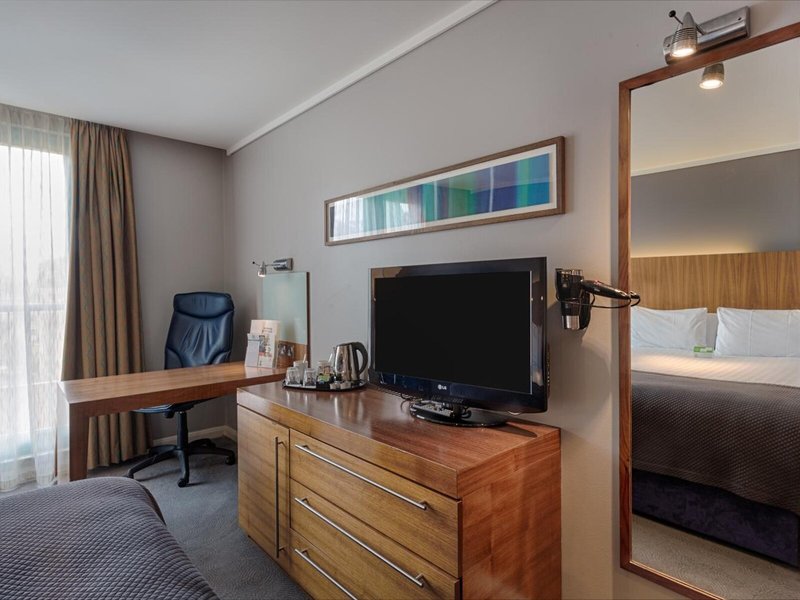 Holiday Inn Camden Lock 27