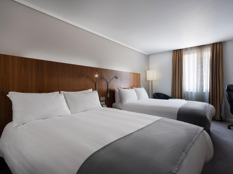 Holiday Inn Camden Lock 33