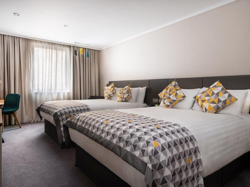 Holiday Inn Camden Lock 44