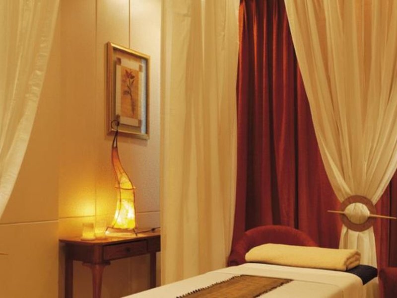 Mövenpick Cairo Media City 41