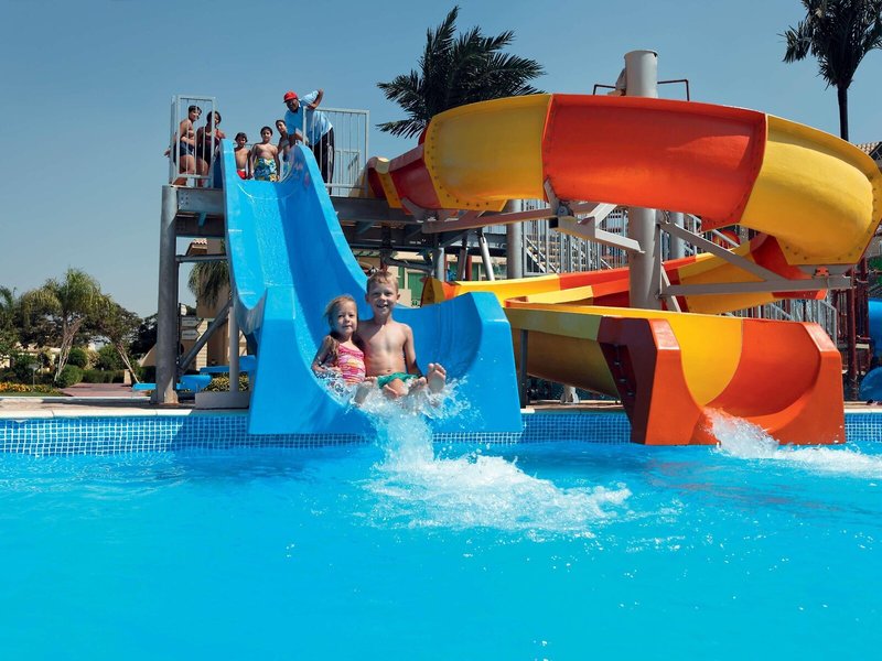 Mövenpick Cairo Media City 43