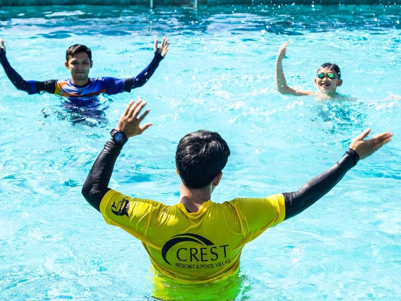 Crest Resort & Pool Villas 45