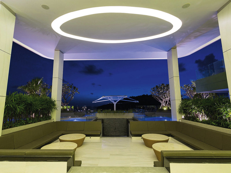 Crest Resort & Pool Villas 13