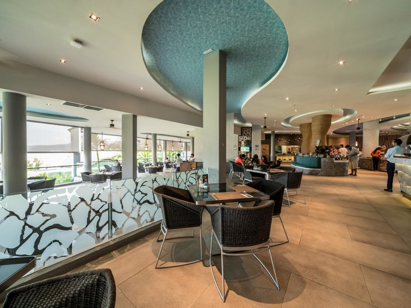 The Crest Resort & Pool Villas Phuket 20
