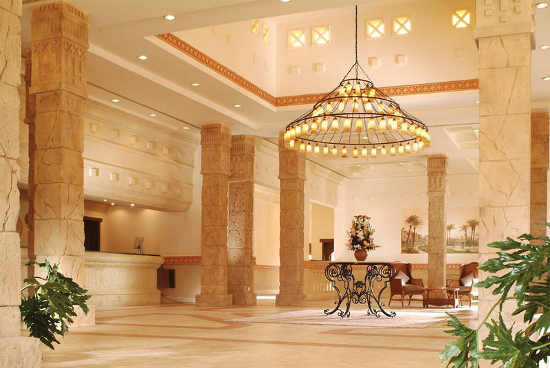 Charmillion Sea Life Resort 10