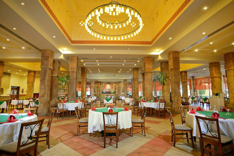 Charmillion Sea Life Resort 13