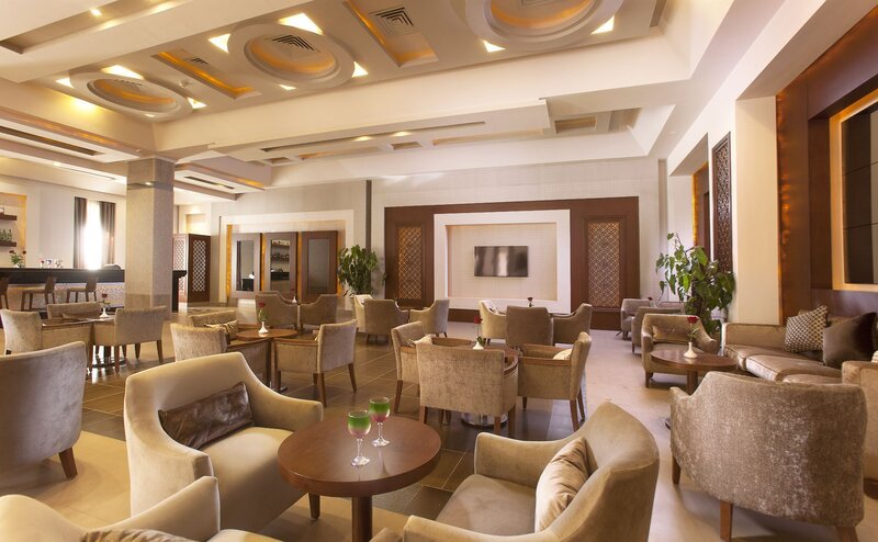 Charmillion Sea Life Resort 13