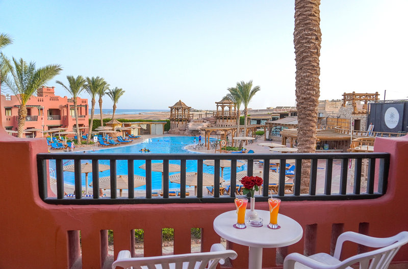 Charmillion Sea Life Resort 18