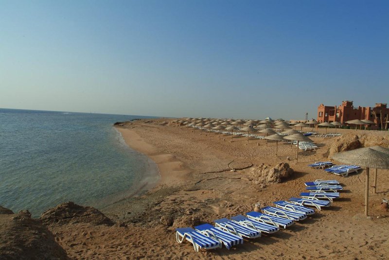 Charmillion Sea Life Resort 11