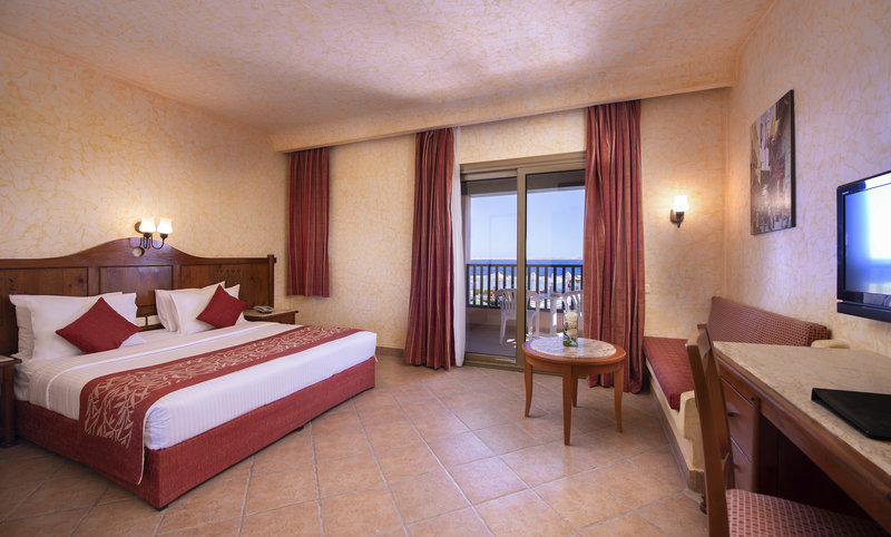 Charmillion Sea Life Resort 1