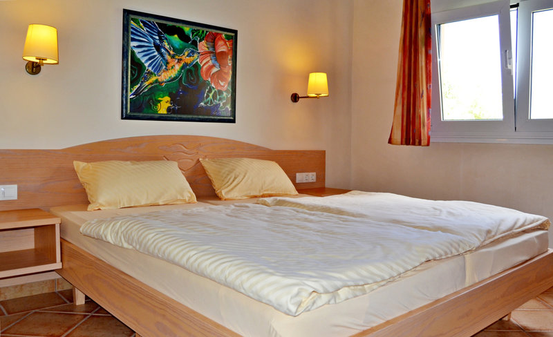 Aparthotel Vistamar 5