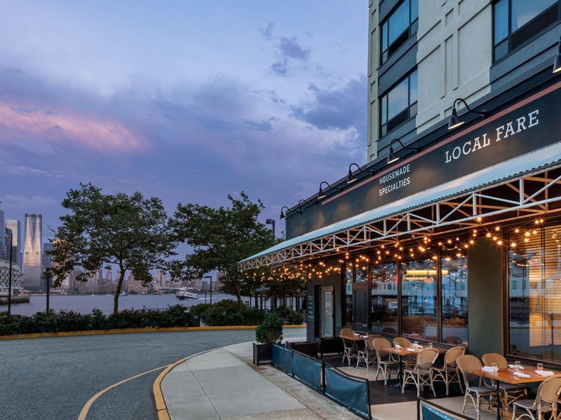 Sheraton Lincoln Harbor 27