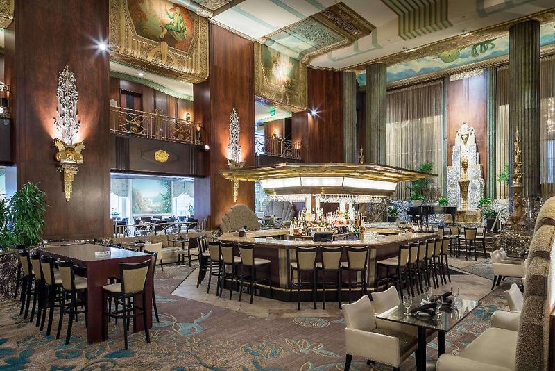 Hilton Cincinnati Netherland Plaza 1