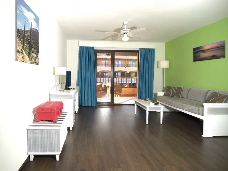 Coral Los Alisios 33 - Room Example