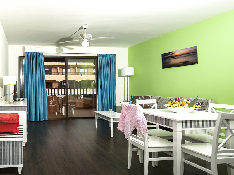 Coral Los Alisios 34 - Room Example