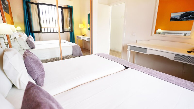 Coral Los Alisios 89