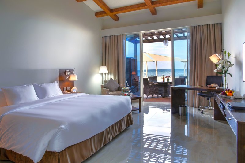 Danat Jebel Dhanna Resort 5