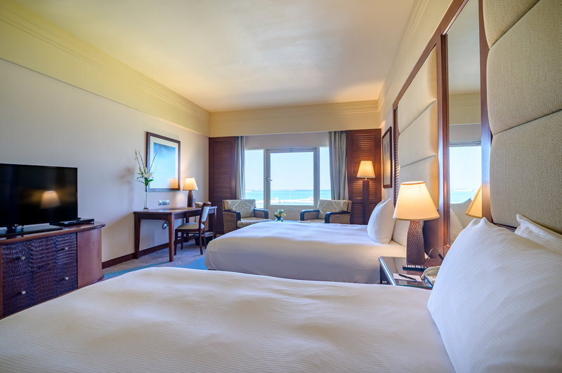 Danat Jebel Dhanna Resort 6