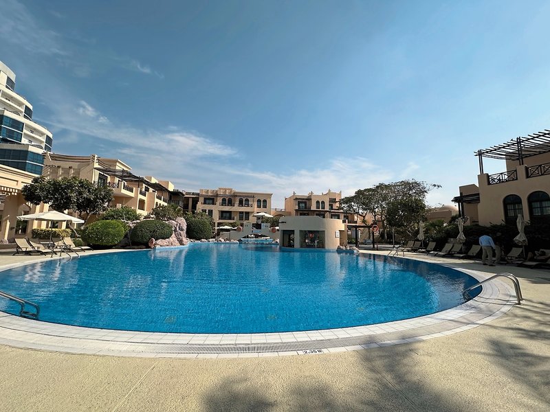 Novotel Bahrain Al Dana Resort 6