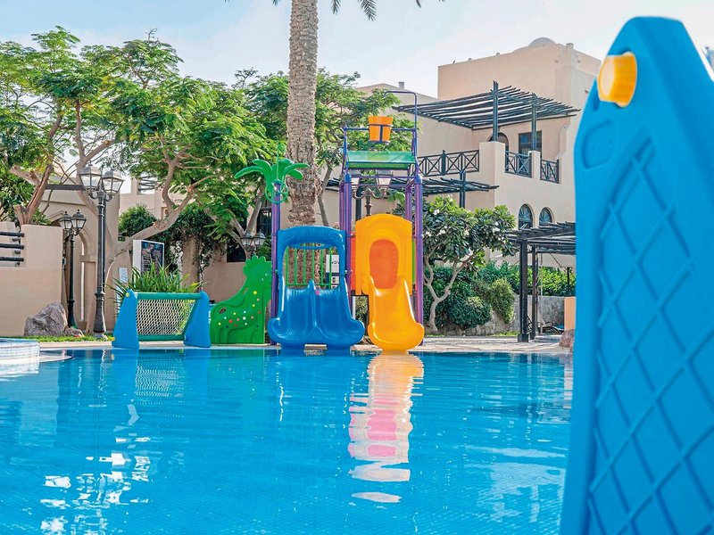 Novotel Bahrain Al Dana Resort 21