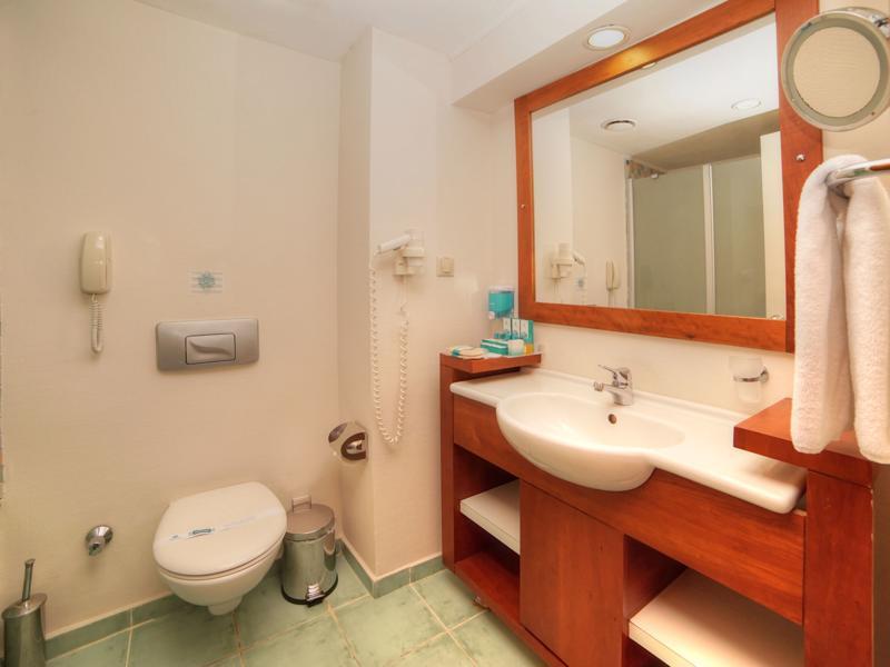 Zena Resort Hotel 12