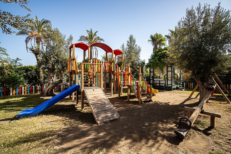 Zena Resort Hotel 29