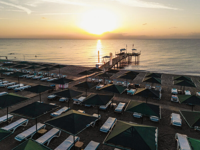 Zena Resort Hotel 5