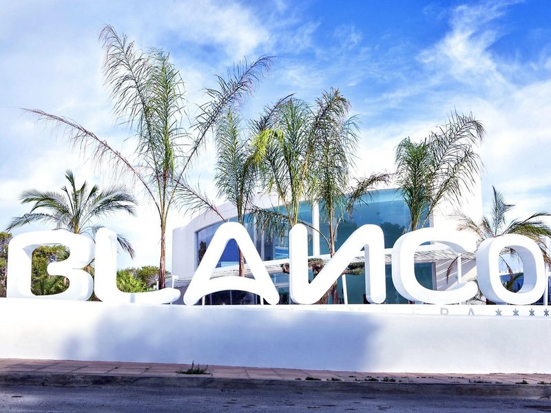 Blanco Hotel Formentera 1