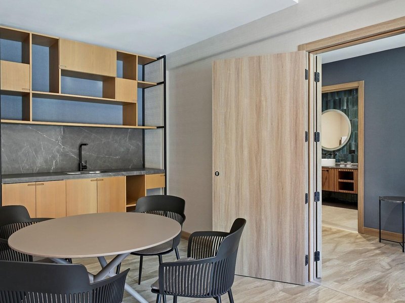 Courtyard by Marriott San Jose Escazu 16