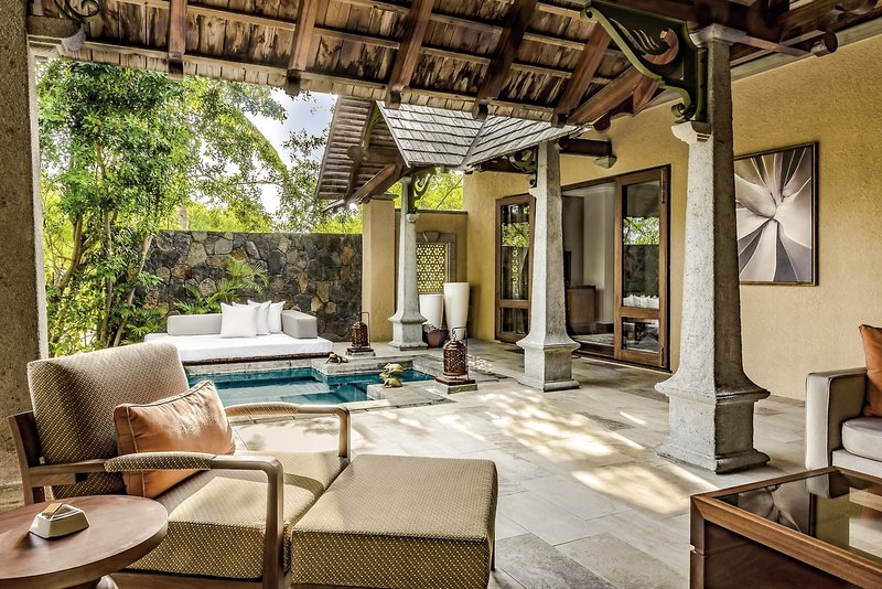 Maradiva Villas Resort & Spa 11