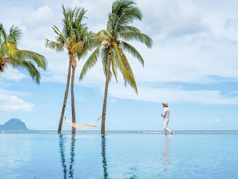 Maradiva Villas Resort & Spa 9
