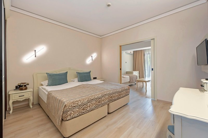 GRIFID Aqua Club Bolero 2