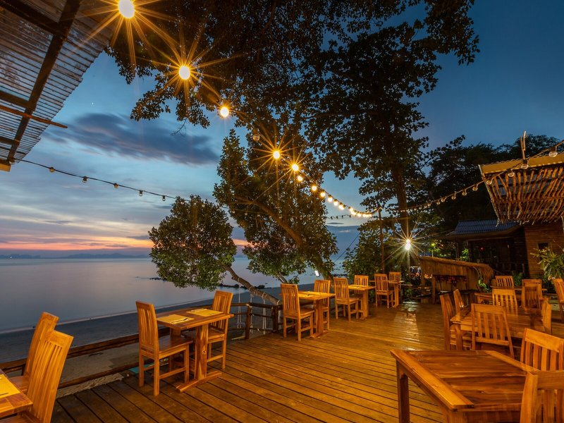 Koh Jum Ocean Beach Resort 28