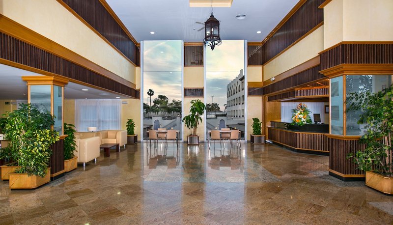 Hotel Mac Puerto Marina Benalmádena 17