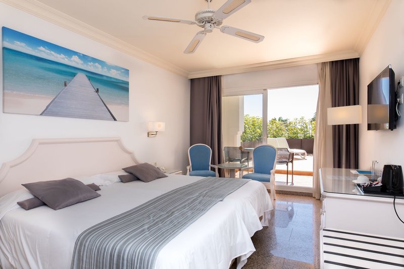 Hotel Mac Puerto Marina Benalmádena 26