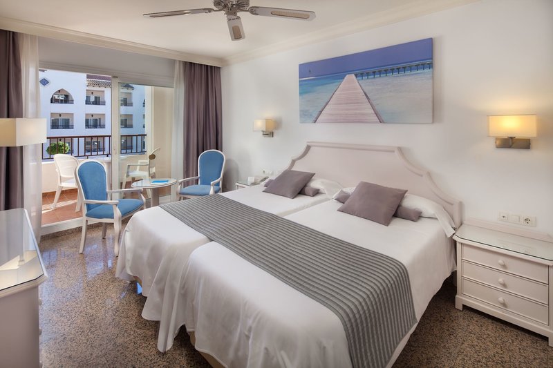 Hotel Mac Puerto Marina Benalmádena 29