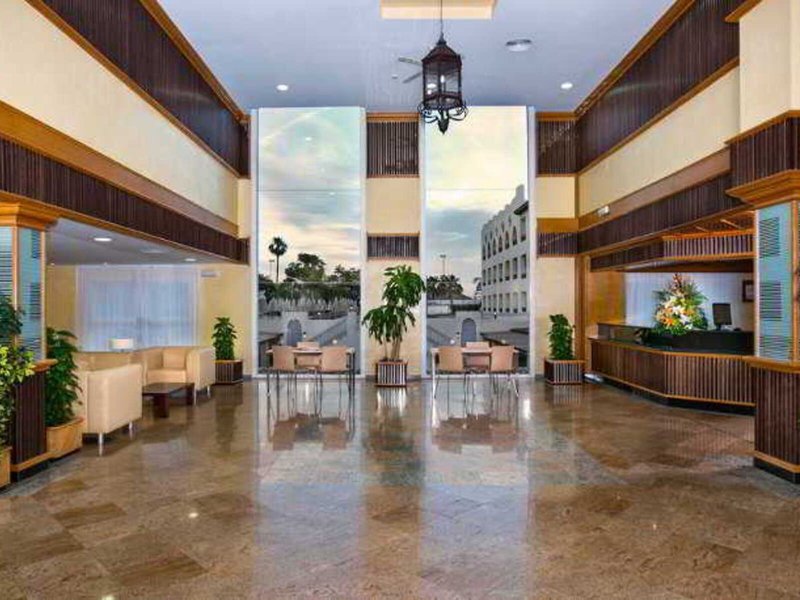 MAC Puerto Marina Benalmadena 20 - Lounge / Lobby