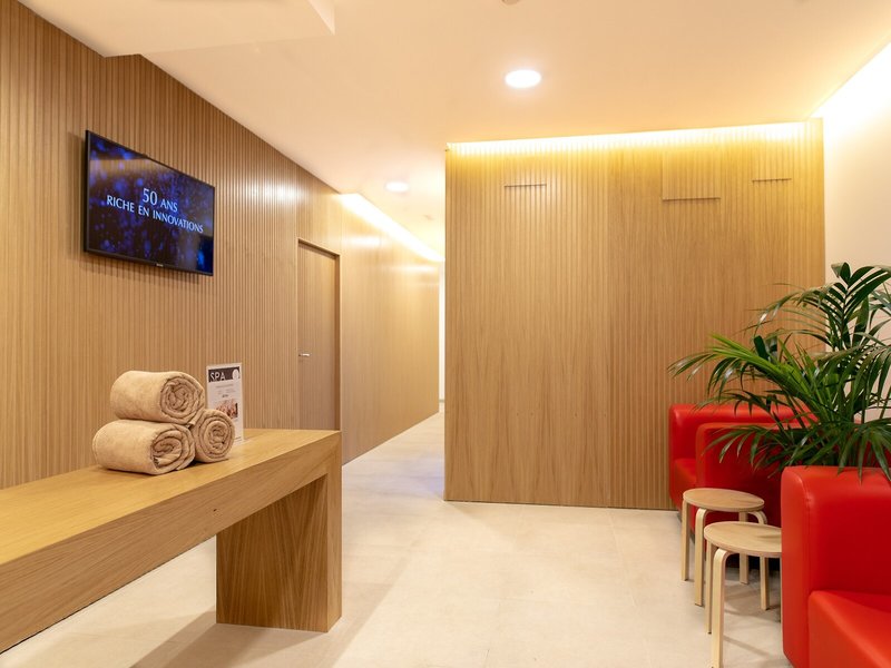MAC Puerto Marina Benalmadena 21 - Bathroom Example