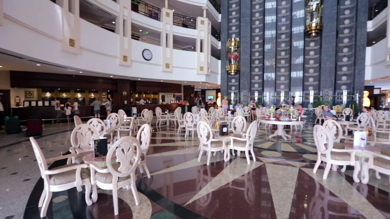 Delphin Palace 10