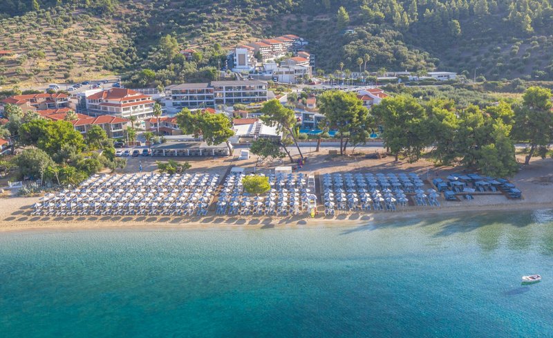 Lagomandra Beach Hotel 4