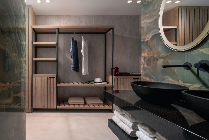 Lagomandra Beach Hotel 21