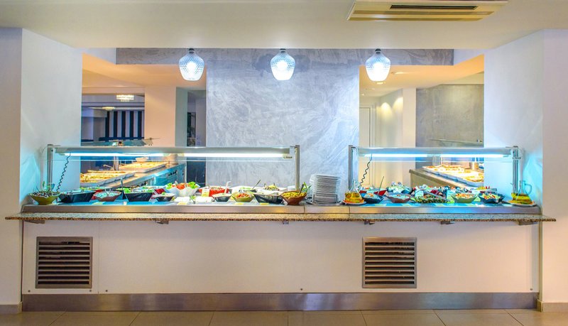 Lagomandra Beach Hotel 24