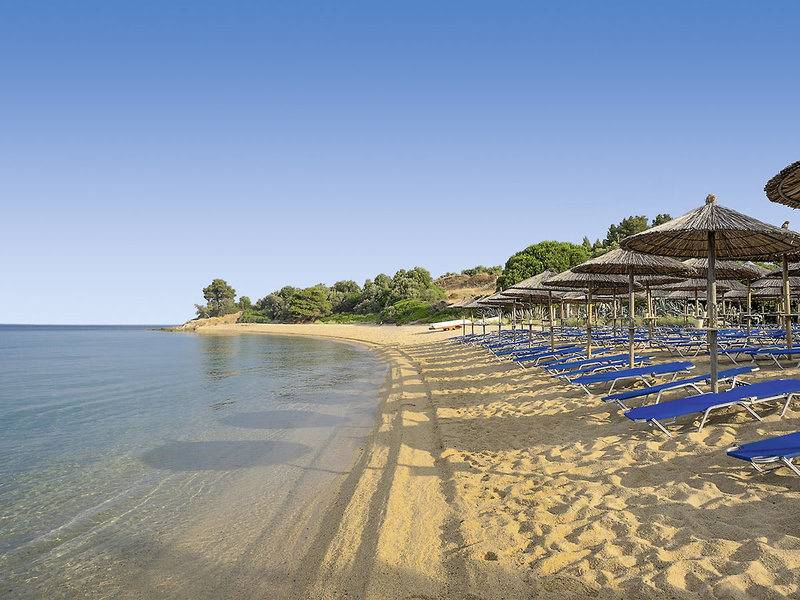 Lagomandra Beach Hotel 5