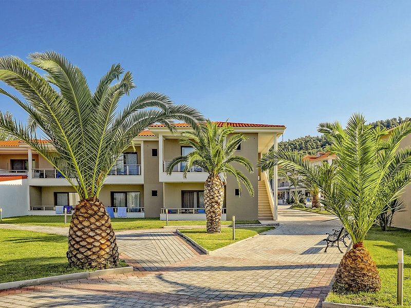 Lagomandra Beach Hotel 6