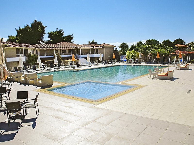 Lagomandra Beach Hotel 14
