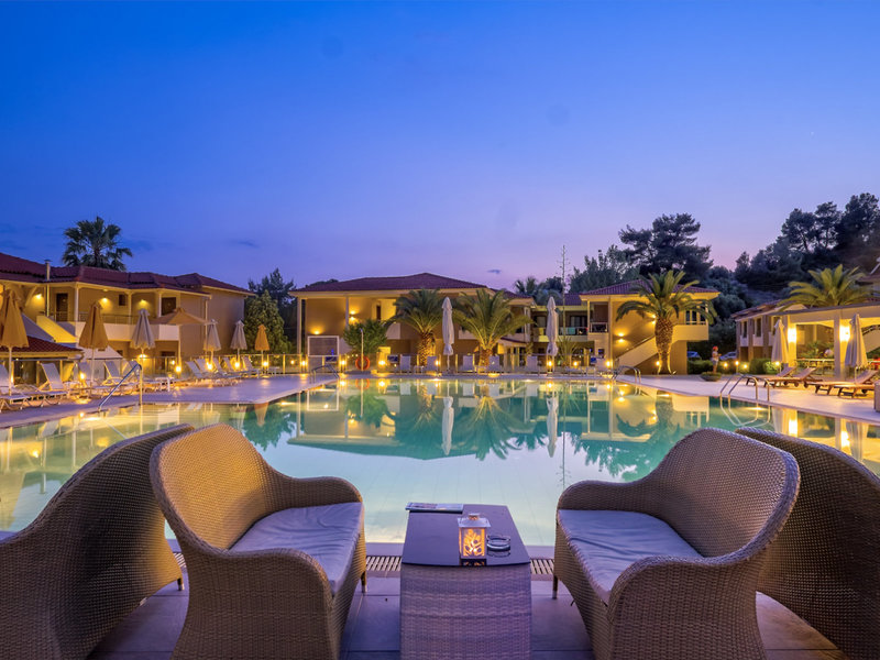 Lagomandra Beach Hotel 19