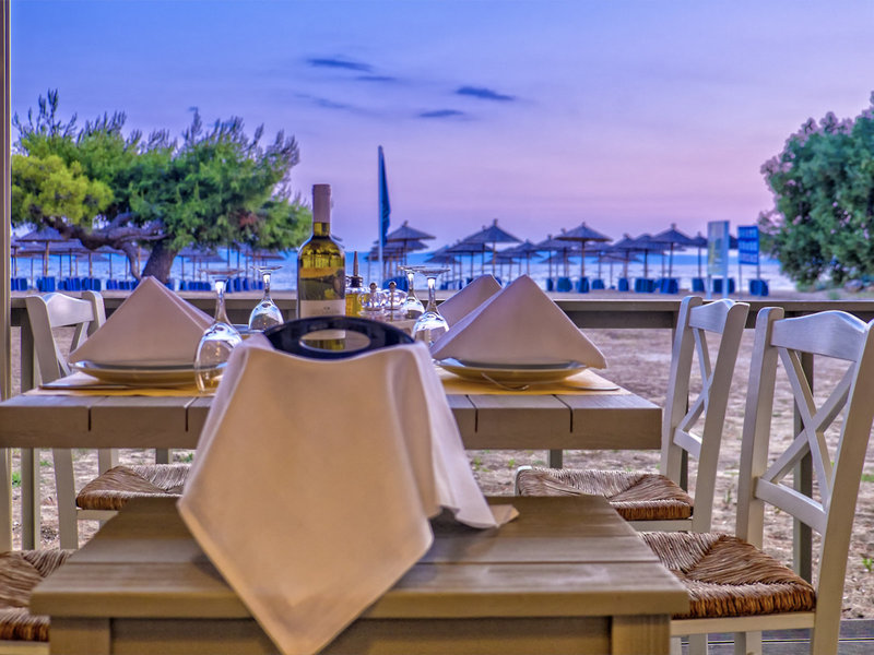 Lagomandra Beach Hotel 21