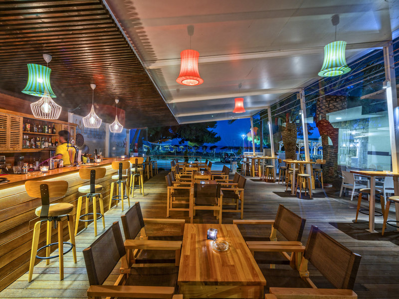 Lagomandra Beach Hotel 28