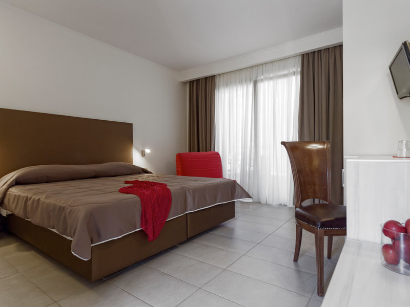 Lagomandra Beach Hotel 35