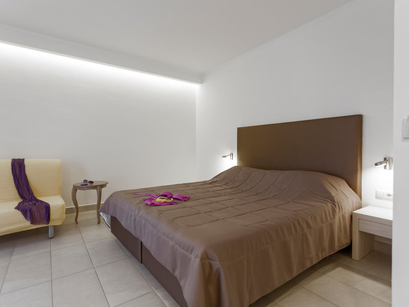 Lagomandra Beach Hotel 36